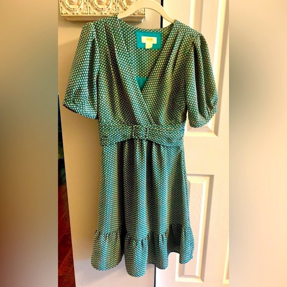 Anthropologie Maeve Keily Printed
Belted Dress Green Short Sleeve Size 2